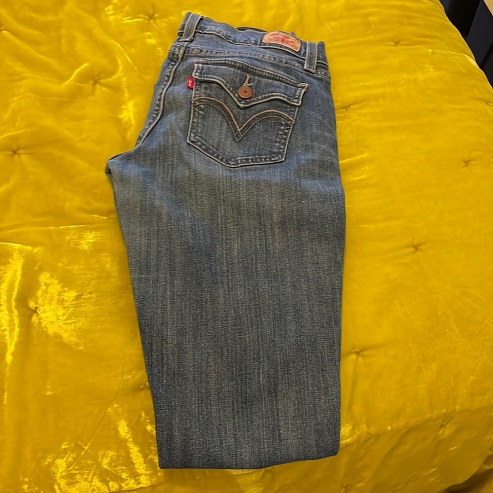 Levi jeans